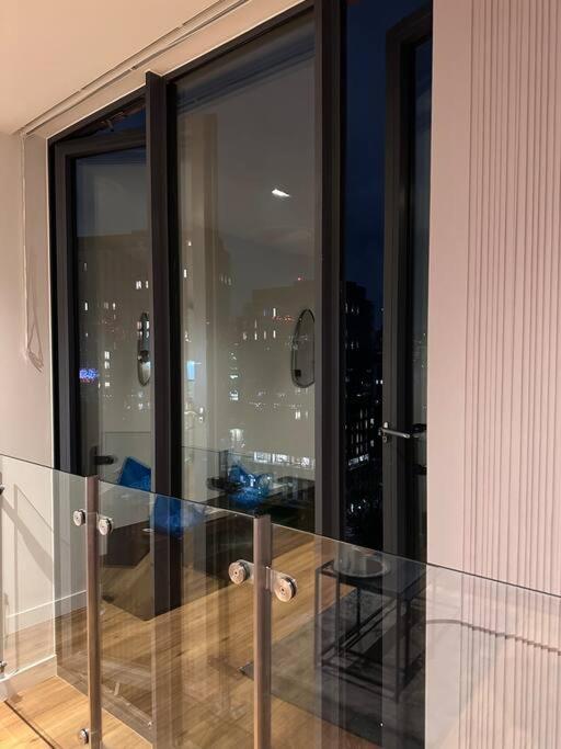 Apartamento Stylish 2 Bedroom *